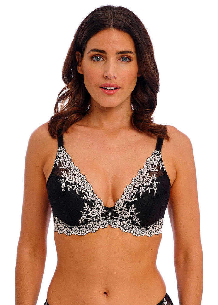 Wacoal Embrace Lace Plunge Bra in Black