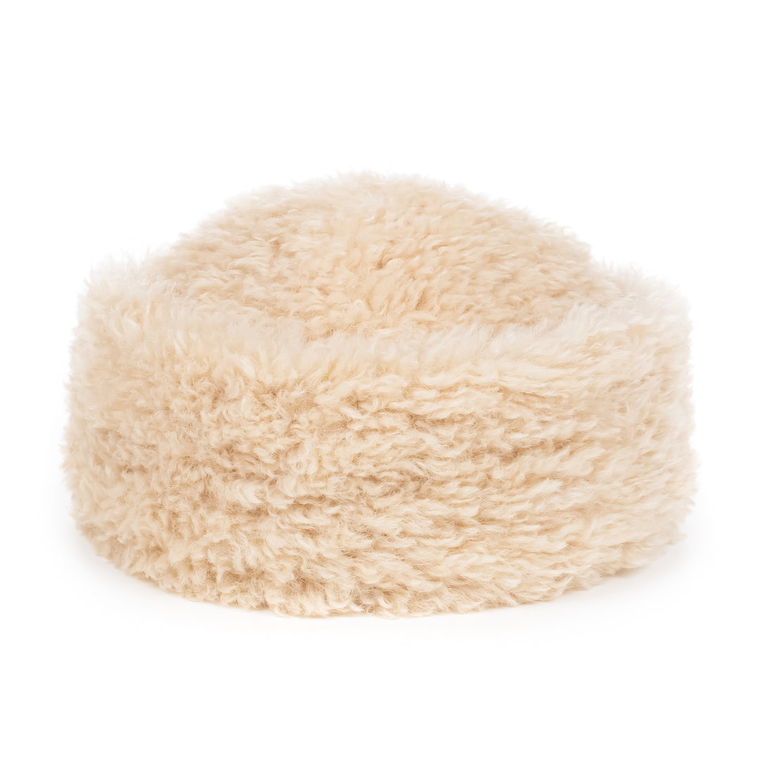 Helen Moore Faux Sheepskin Sherpa Hat in Cream