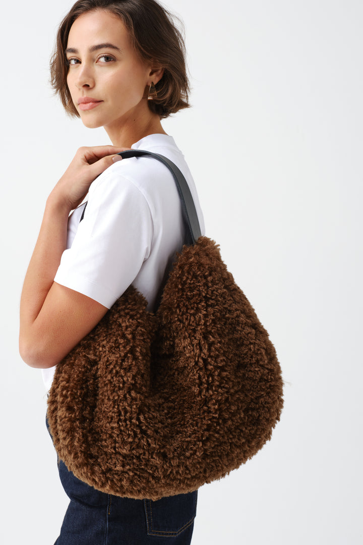 Helen Moore Faux Sheepskin Slouch Bag in Chestnut