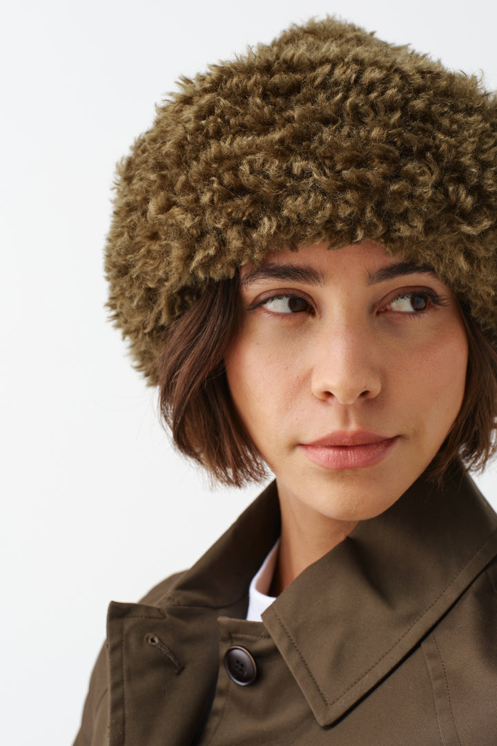 Helen Moore Faux Sheepskin Sherpa Hat in Forest Green
