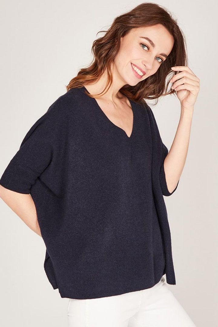 Absolut Cashmere Kate V Neck Short Sleeve Jumper in Navy